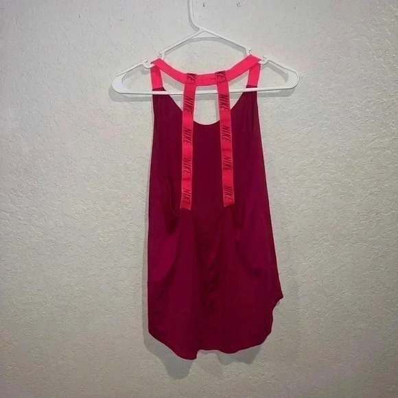Nike Tank Top - Picture 2 of 3